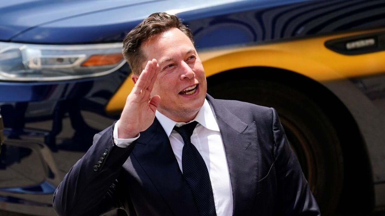 Elon Musk calls for the US to increase oil and gas output ‘immediately'